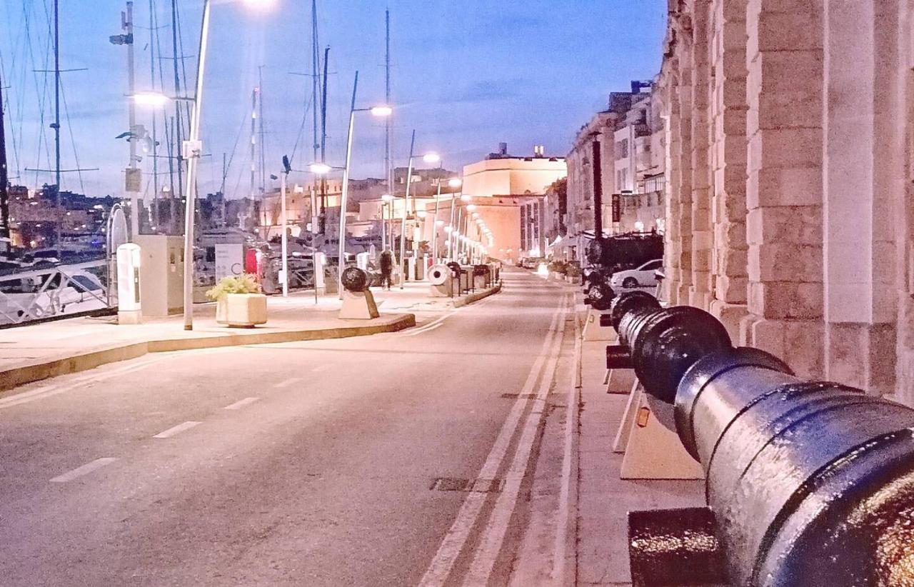 Modern Apt Kalkara Seafront! Esterno foto
